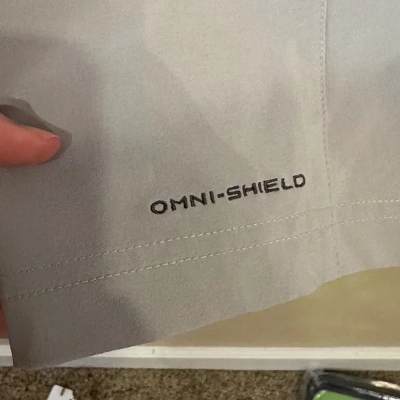 🌷🌷 PRICE ⬇️Columbia Mens 32" waist shorts - Picture 15 of 15